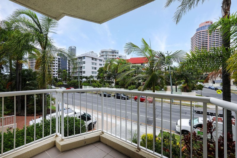 Photo - 15/27-31 Wharf Road, Surfers Paradise QLD 4217 - Image 10