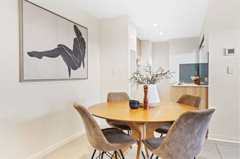 Photo - 15/27 York Street, Indooroopilly QLD 4068 - Image 8