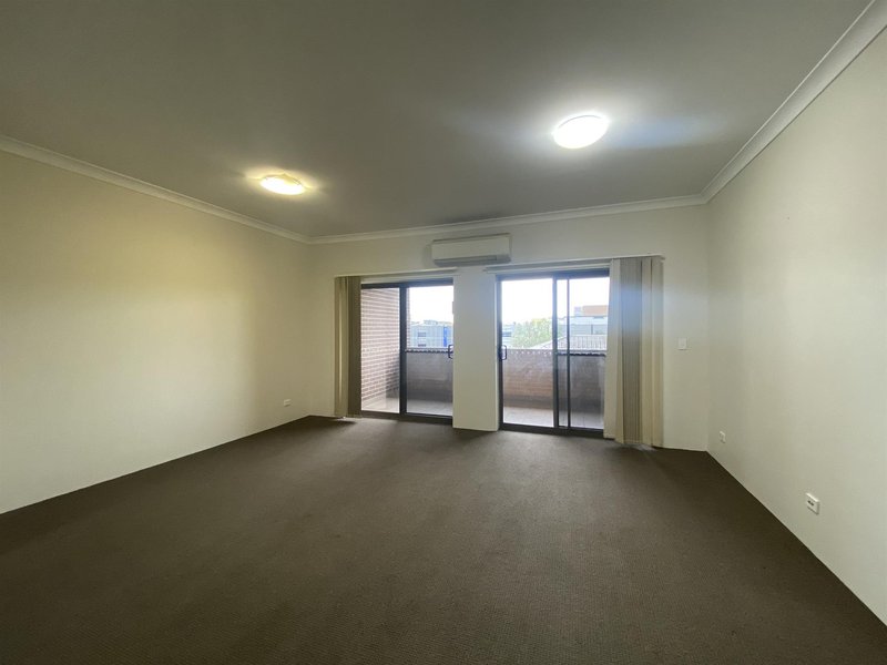 Photo - 15/28 Castlereagh Street, Liverpool NSW 2170 - Image 2