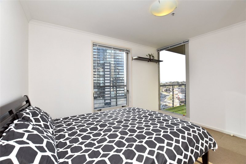 Photo - 152/88 Southbank Boulevard, Southbank VIC 3006 - Image 4