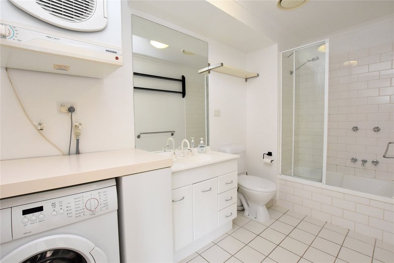 Photo - 152/88 Southbank Boulevard, Southbank VIC 3006 - Image 6
