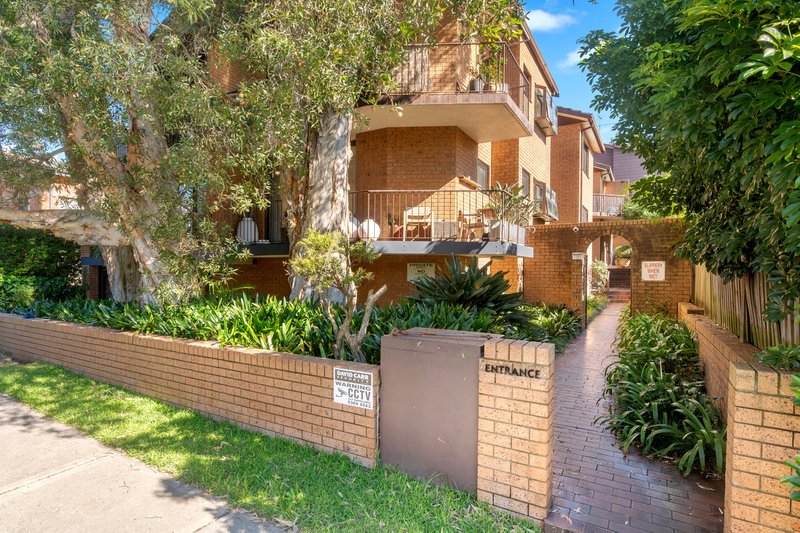 Photo - 15/29-31 Simpson Street, Bondi Beach NSW 2026 - Image 5