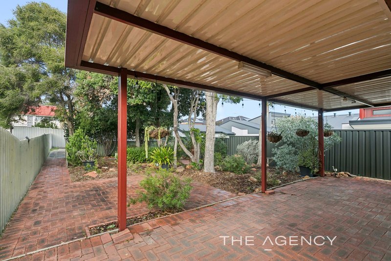Photo - 152A & 152B Mcdonald Street, Joondanna WA 6060 - Image 15