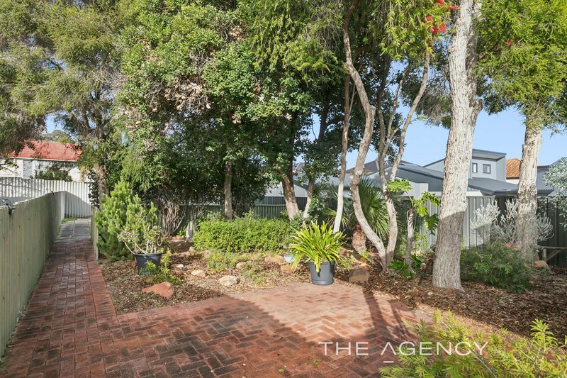 Photo - 152A & 152B Mcdonald Street, Joondanna WA 6060 - Image 30