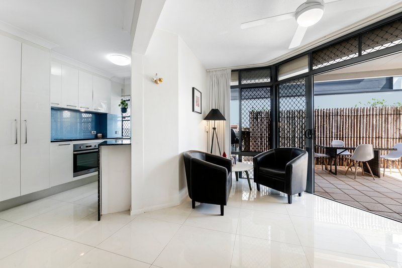 1/53 - 55 Petrel Ave , Mermaid Beach QLD 4218