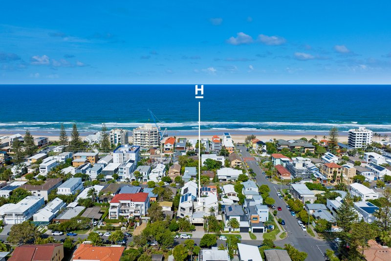 Photo - 1/53 - 55 Petrel Ave , Mermaid Beach QLD 4218 - Image 2