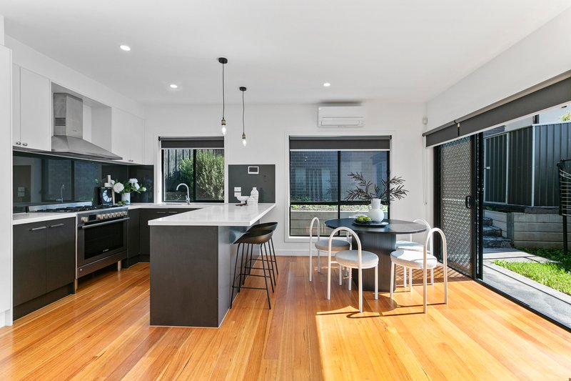 Photo - 1/53 Ayr Street, Reservoir VIC 3073 - Image 4