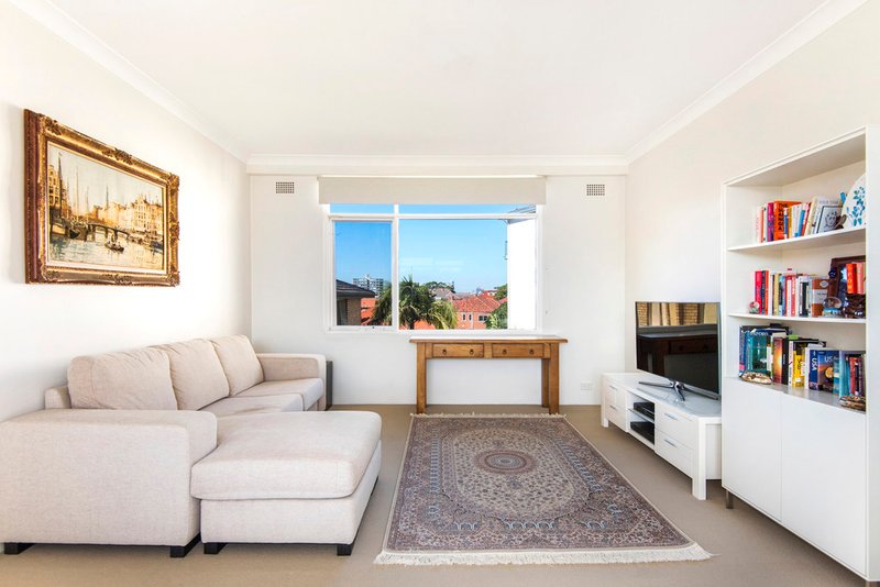 Photo - 15/3 Billong Street, Neutral Bay NSW 2089 - Image 2