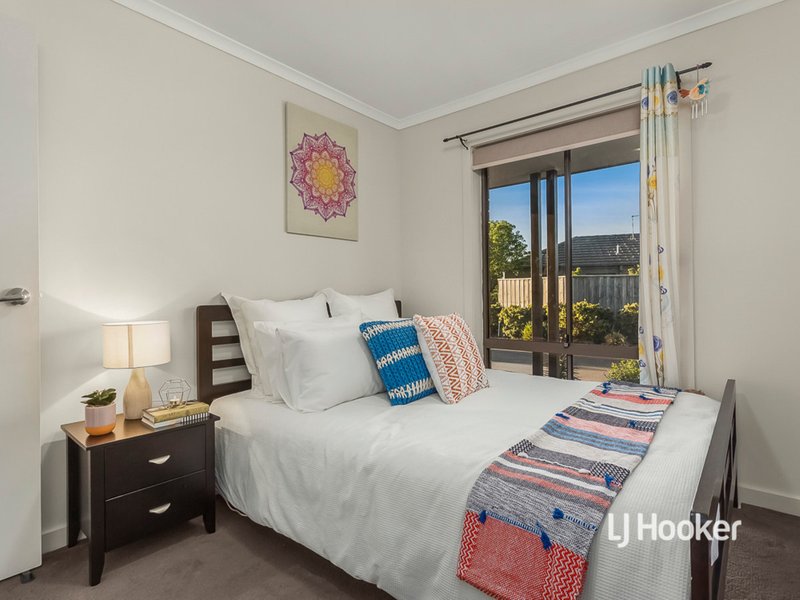 Photo - 15/3 Campaspe Way, Point Cook VIC 3030 - Image 6