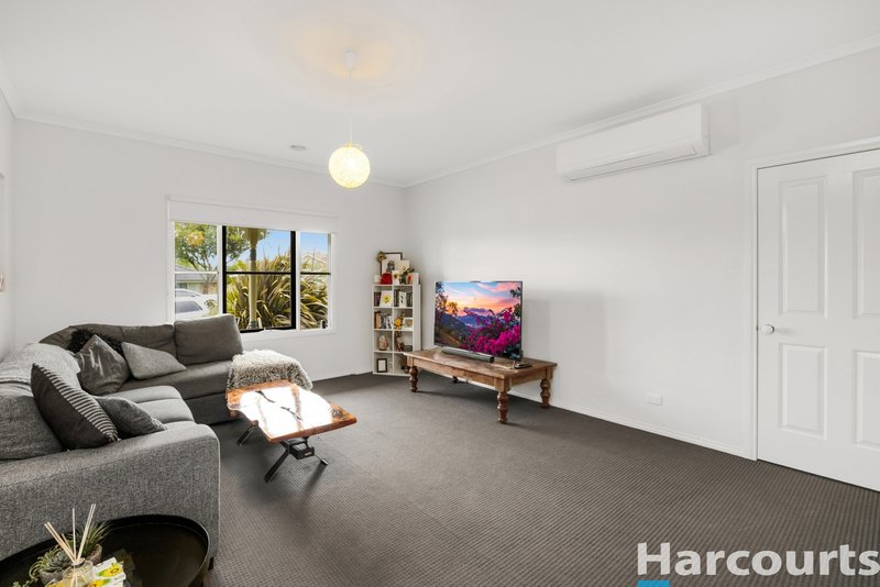 Photo - 1/53 Cook Street, Drouin VIC 3818 - Image 2