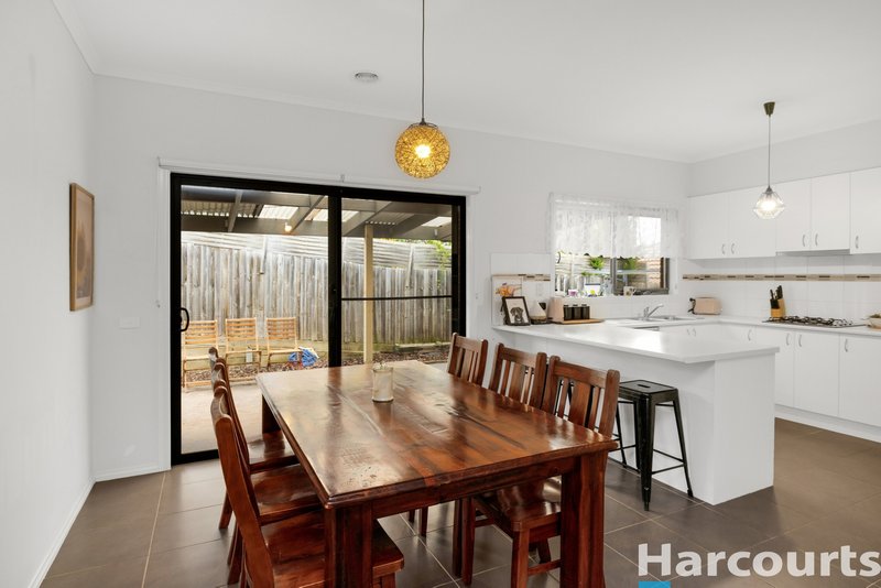 Photo - 1/53 Cook Street, Drouin VIC 3818 - Image 3