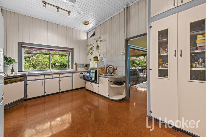 Photo - 153 Ekibin Road East , Tarragindi QLD 4121 - Image 7