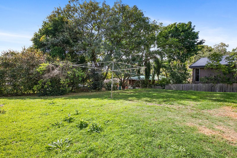 Photo - 153 Fegen Drive, Moorooka QLD 4105 - Image 12