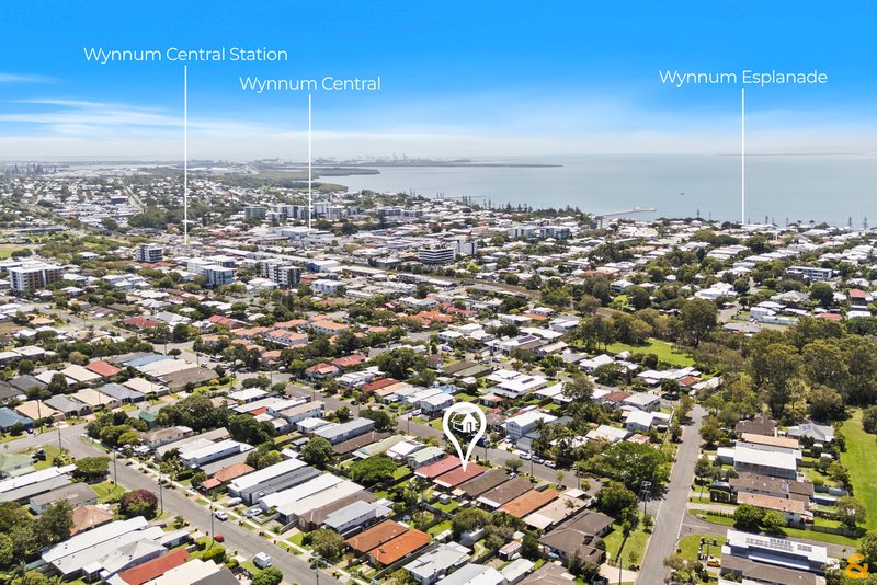 Photo - 153 Henry Street, Wynnum QLD 4178 - Image 13