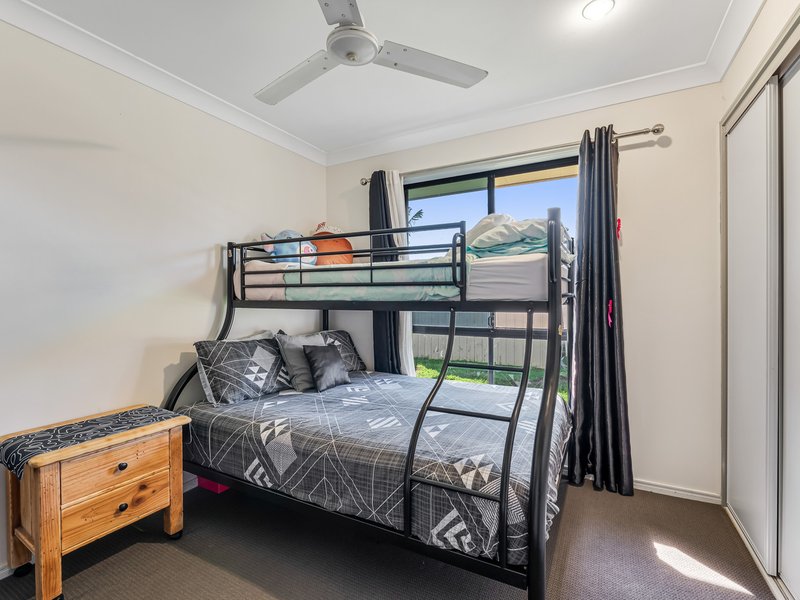 Photo - 153 Ibis Boulevard, Eli Waters QLD 4655 - Image 15