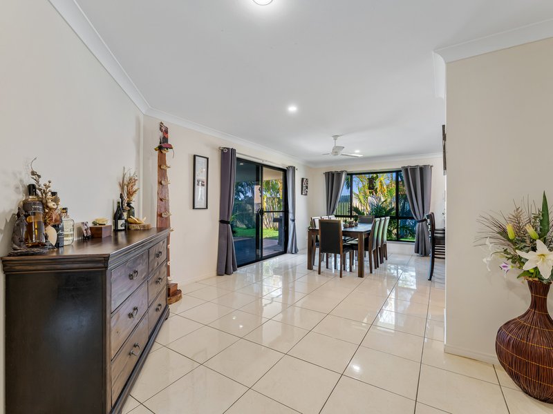 Photo - 153 Ibis Boulevard, Eli Waters QLD 4655 - Image 17