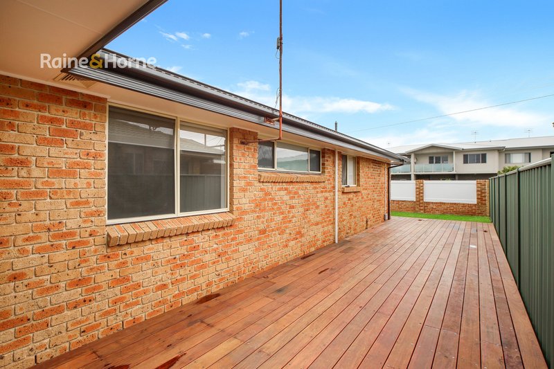 Photo - 1/53 Murray Street, Booker Bay NSW 2257 - Image 13