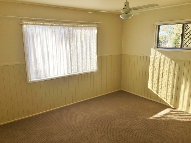 Photo - 153 Nanango Brooklands Road, Nanango QLD 4615 - Image 9