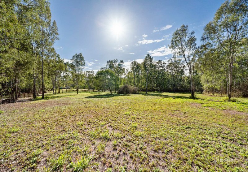 Photo - 153 Pine Crescent, Esk QLD 4312 - Image 18