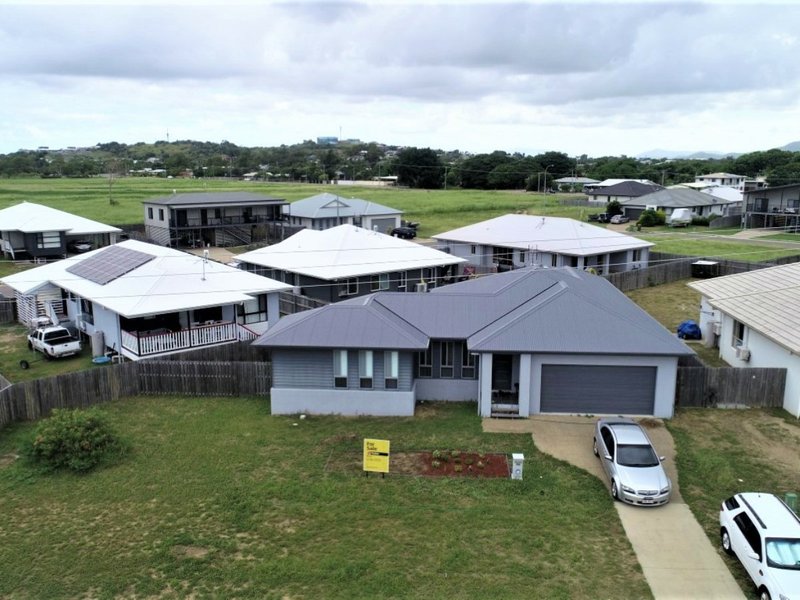 153 Queens Road, Bowen QLD 4805