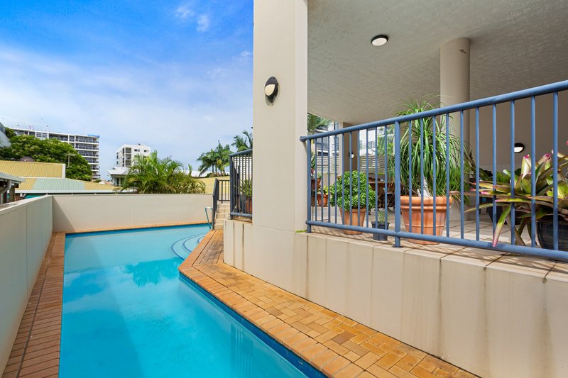 Photo - 15/3 Rock Street, Scarborough QLD 4020 - Image 2