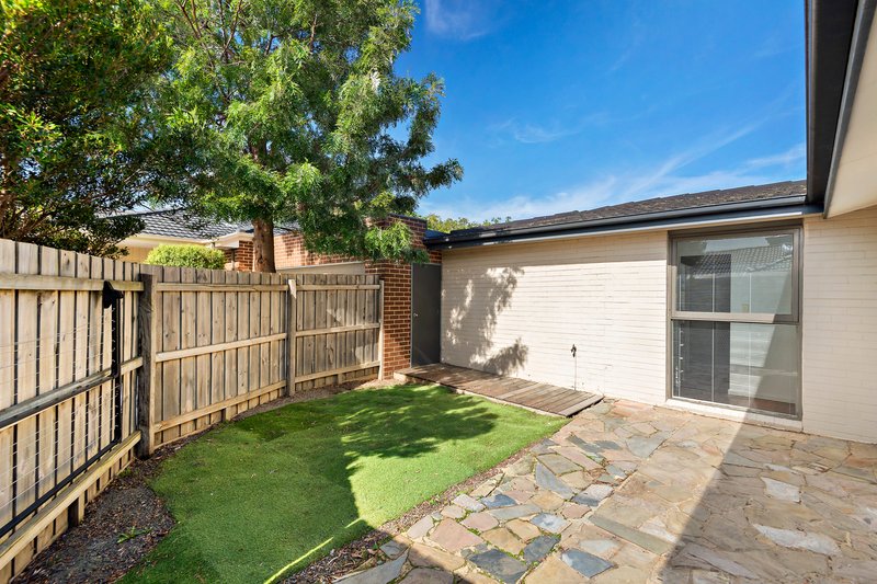 Photo - 1/53 Rosslyn Avenue, Seaford VIC 3198 - Image 9