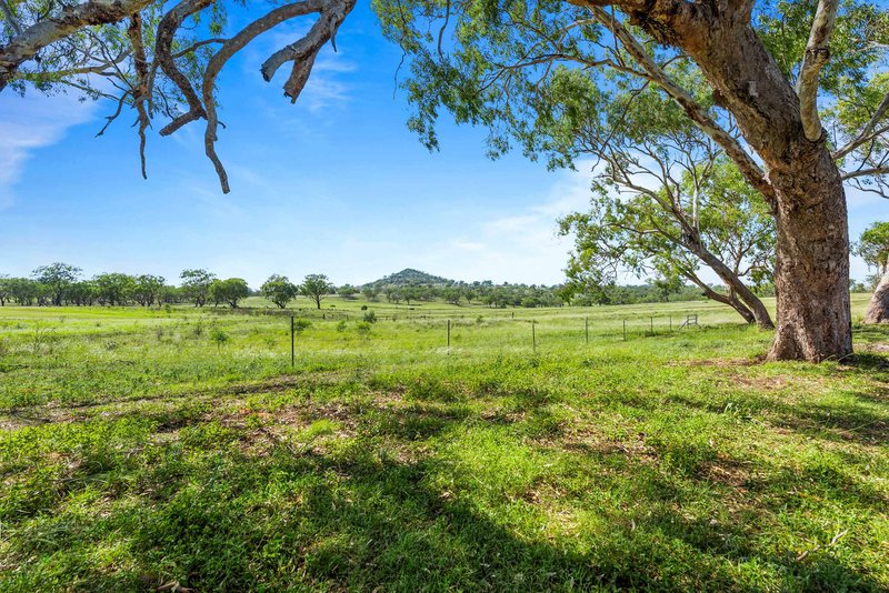 Photo - "1530" 1530 Pittsworth-Felton Road, Felton QLD 4358 - Image 9