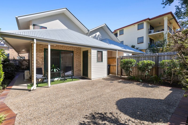 Photo - 15/30 Bott Street, Ashgrove QLD 4060 - Image 1