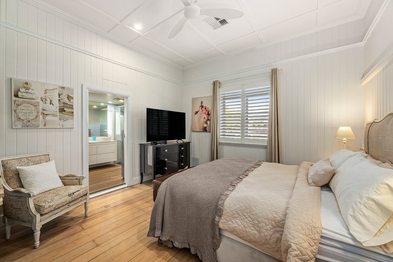 Photo - 1530 Sandgate Road, Nundah QLD 4012 - Image 10
