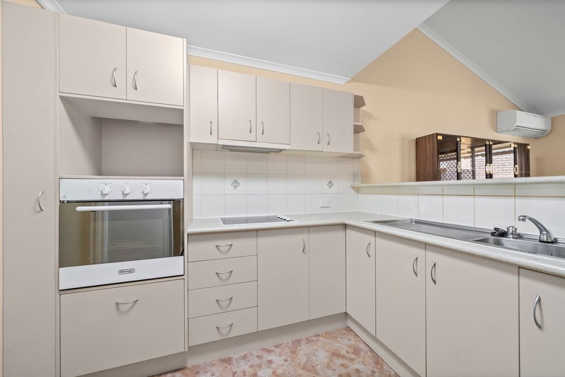 Photo - 15/30 Sportsman Avenue, Mermaid Beach QLD 4218 - Image 8