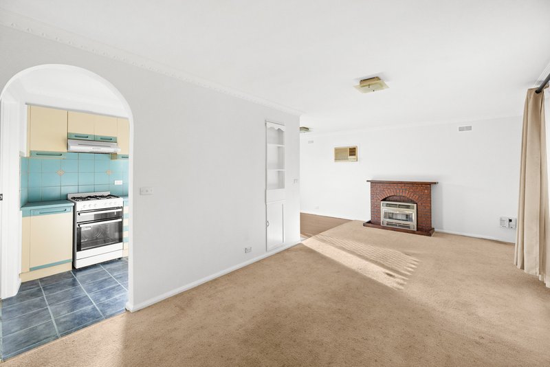 Photo - 15/31-33 Deutgam Street, Werribee VIC 3030 - Image 4