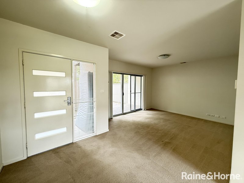 Photo - 15/311/Flemington Road , Franklin ACT 2913 - Image 2