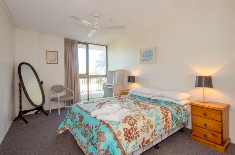 Photo - 15/32-34 Kent Street, West Gladstone QLD 4680 - Image 6