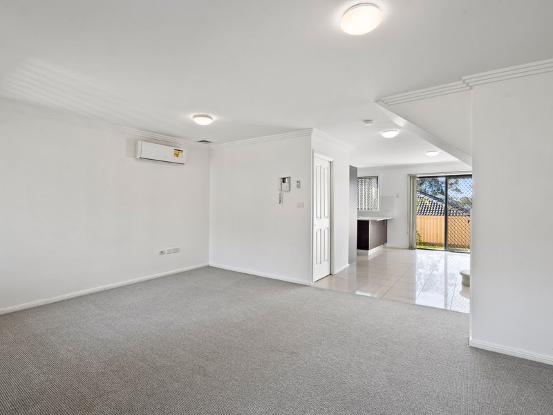 Photo - 15/33 Cutler Drive, Wyong NSW 2259 - Image 5