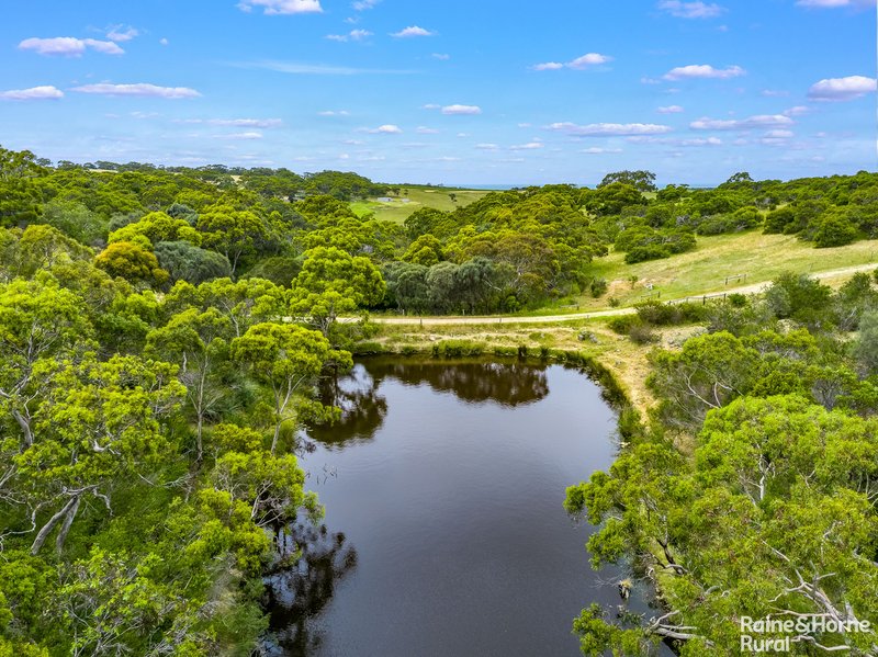 Photo - 1533 Waitpinga Road, Waitpinga SA 5211 - Image 24