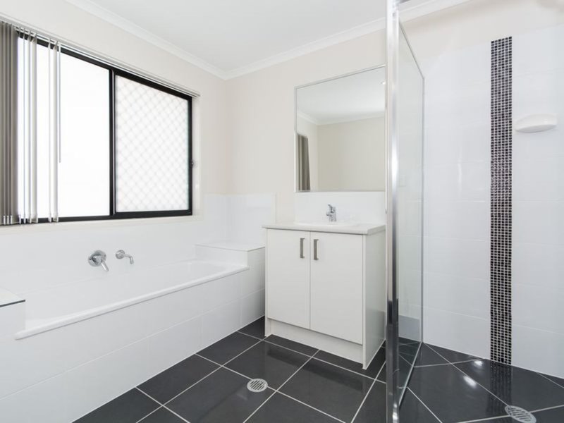 Photo - 15/33B Short Street, Boronia Heights QLD 4124 - Image 8