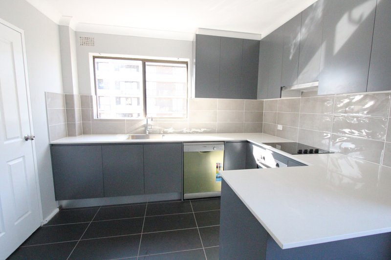 Photo - 15/34-36 Castlereagh Street, Liverpool NSW 2170 - Image 4