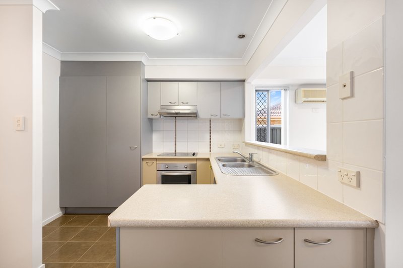 Photo - 15/34-42 University Drive, Meadowbrook QLD 4131 - Image 3