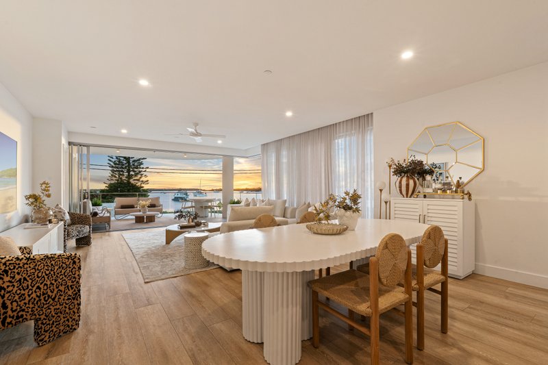 Photo - 1/536 Marine Parade, Biggera Waters QLD 4216 - Image 7