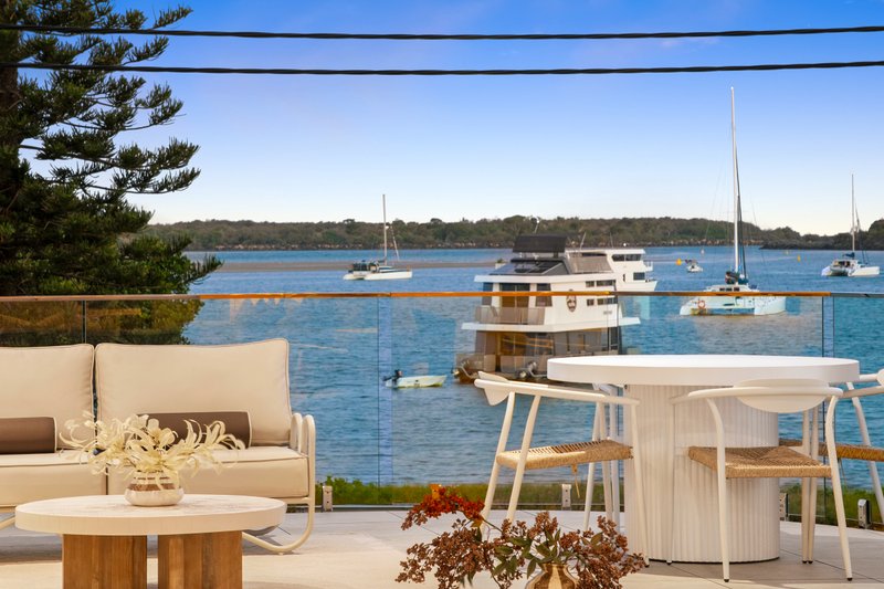 Photo - 1/536 Marine Parade, Biggera Waters QLD 4216 - Image 12