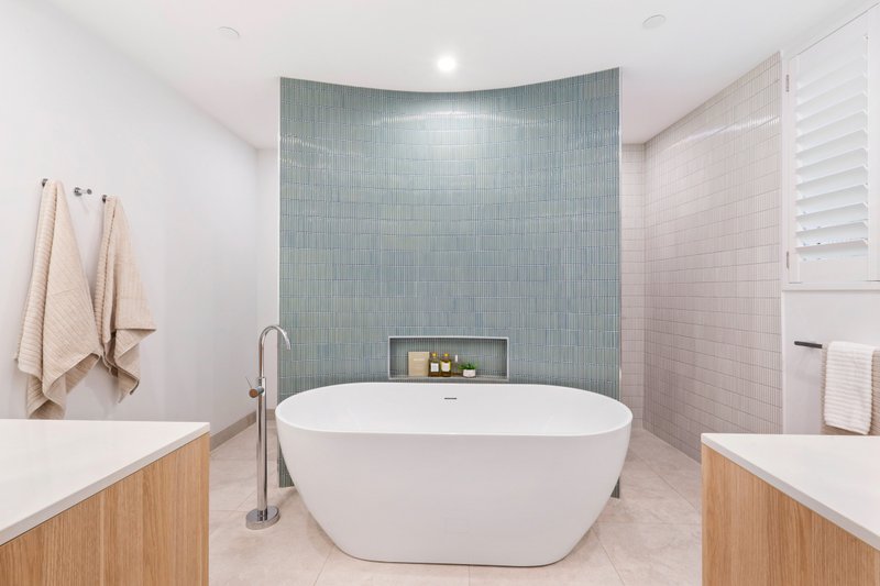 Photo - 1/536 Marine Parade, Biggera Waters QLD 4216 - Image 16
