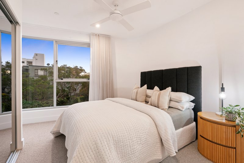 Photo - 1/536 Marine Parade, Biggera Waters QLD 4216 - Image 25