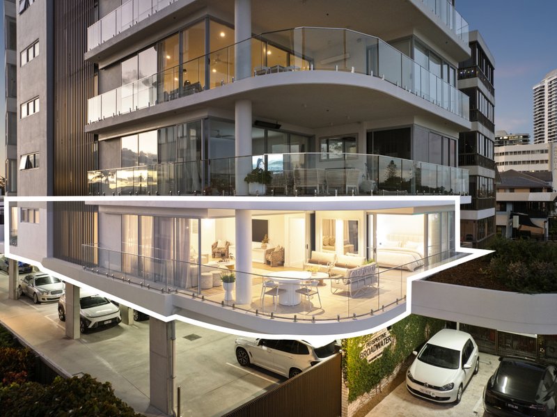 Photo - 1/536 Marine Parade, Biggera Waters QLD 4216 - Image 26