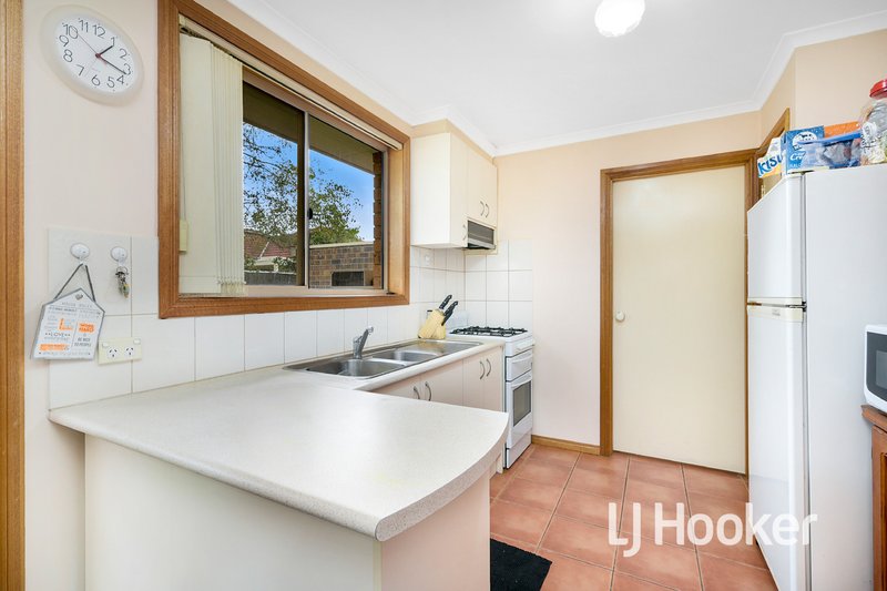 Photo - 15/37 King Street, Pakenham VIC 3810 - Image 4