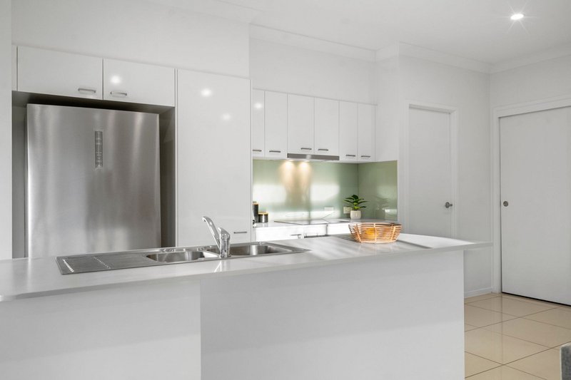 Photo - 15/380 Benhiam Street, Calamvale QLD 4116 - Image 5