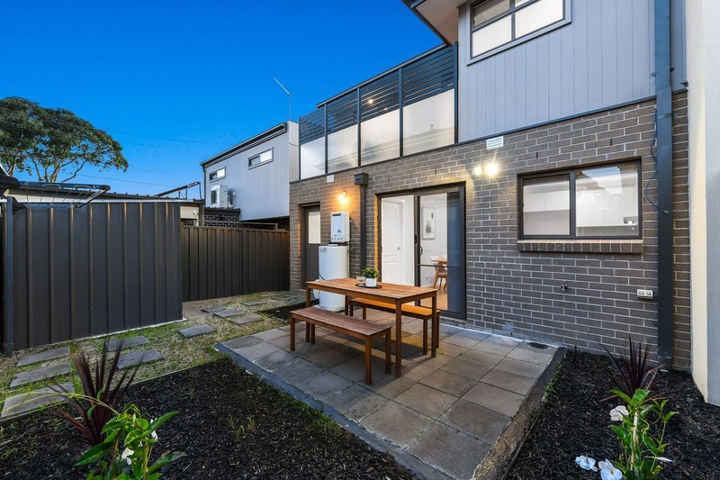 Photo - 1/53A Wedge Street, Dandenong VIC 3175 - Image 18