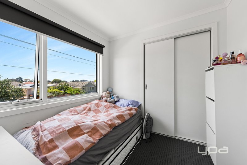 Photo - 153B Fox Street, St Albans VIC 3021 - Image 7