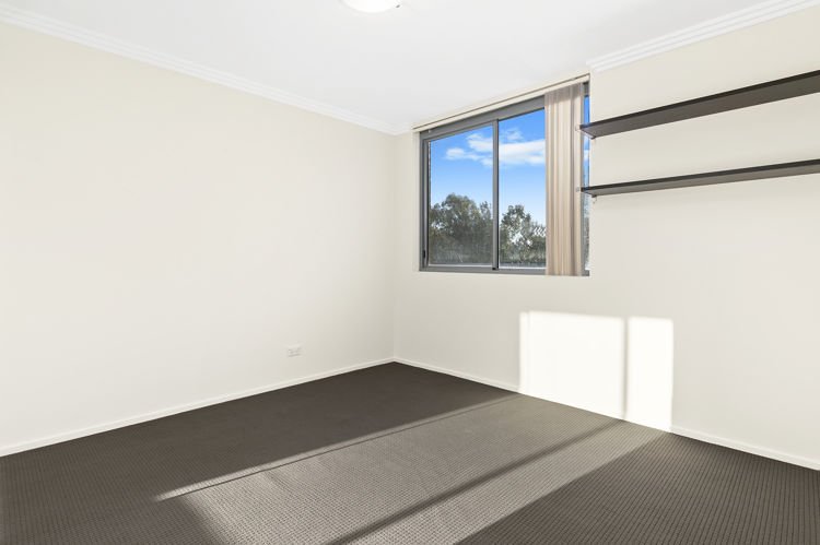 Photo - 15/4-10 Benedict Court, Merrylands NSW 2160 - Image 6