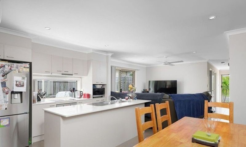 Photo - 1/54-56 Feather Court, Morayfield QLD 4506 - Image 3