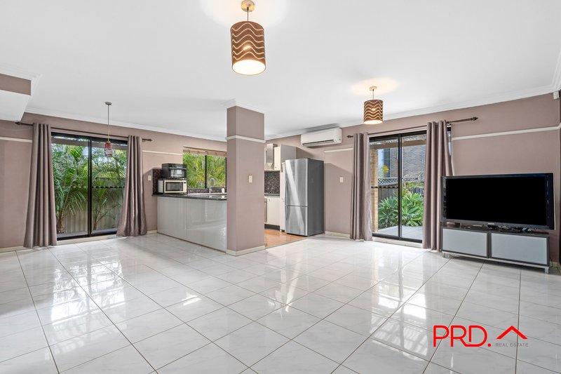 Photo - 15/4-8 Russell Street, Baulkham Hills NSW 2153 - Image 1